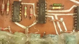 Самодельный прибор для сведения лучей цветных кинескопов. Собран в 1992 году.