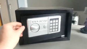 Сейф металлический СОО 200 EL  с кодовым замком.