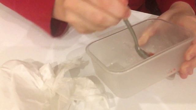 Как сделать лизуна из клея, воды и соды! смотреть онлайн