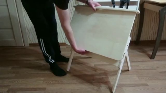 Стол растущий Дошкольник, мольберт смотреть онлайн