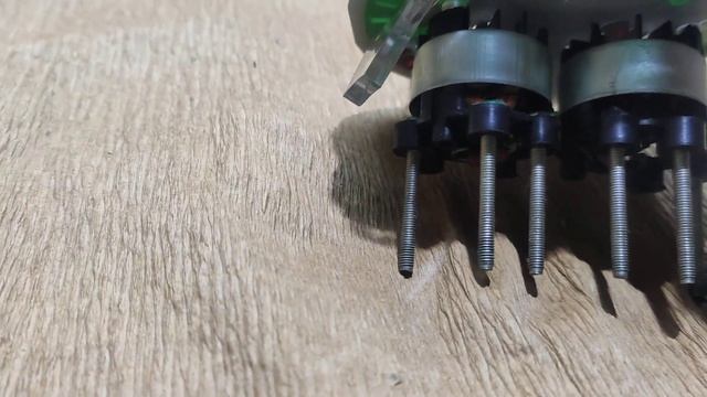 Датчик масла и воды электромеханический Газель3302,Волга3110 смотреть онлайн