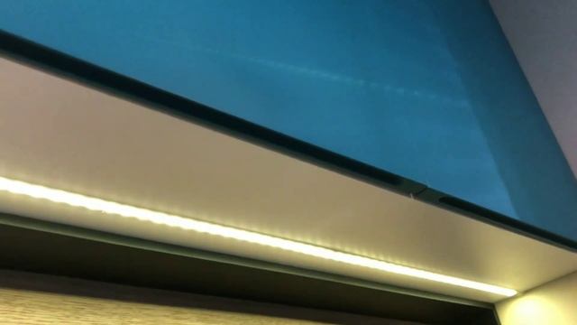 Как расположить мебель для кухни в небольшом помещении. Кухня краска, текстура дерева. Стильно уютн смотреть онлайн