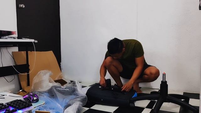 Acer PREDATOR free Gaming Chair/unboxing/JO NARD JO смотреть онлайн