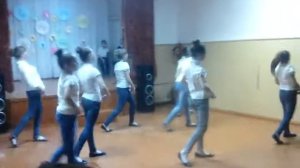 Легкий танец на День Матери