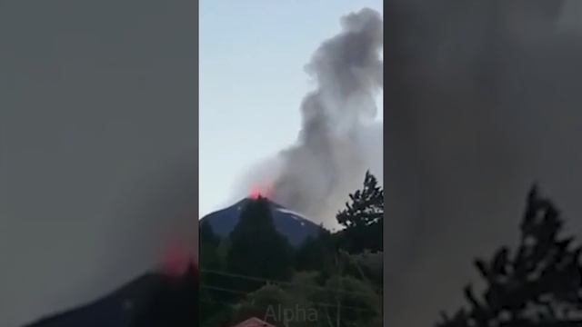 Powerful eruption of Pacaya volcano, Guatemala - February 21, 2021