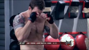 Тайский бокс 12: Джэб/Кросс/Переключение в прыжке/Удар коленом