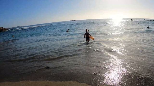 Beach walk Del Duque beach. Big waves. December in Tenerife. Costa Adeje. Travel blog from Spain 4K