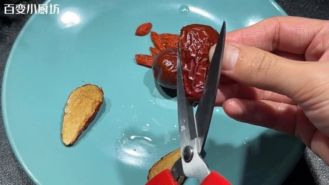 把香蕉上鍋蒸一蒸，沒想到這麼厲害，大肚子沒了，大象腿變小鳥腿【百變小廚坊】#香蕉 #香蕉作用 #banana #bananaeffect смотреть онлайн