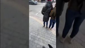 Курсед и Акума гуляют по Львову, встретили подписчиц