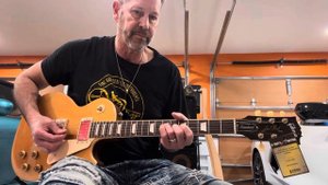 2022 Gibson Les Paul Standard ‘50s - Gold Top