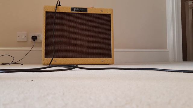 Vyse 5e3 tweed deluxe demo - strat смотреть онлайн