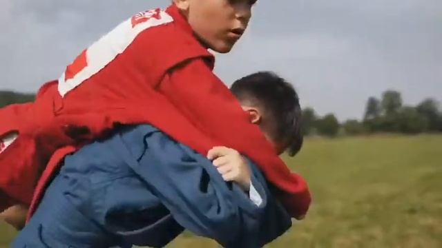 Самбо для детей / Кефир Гантели смотреть онлайн