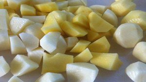 Картофельный суп с белыми, сухими грибами