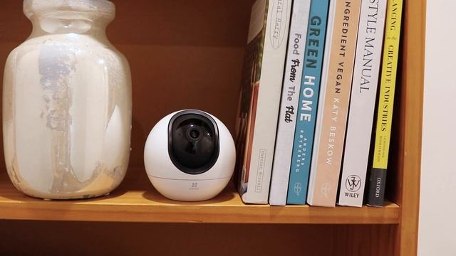 EZVIZ C6W 4MP Indoor Pan/Tilt WiFi Camera Unboxing смотреть онлайн