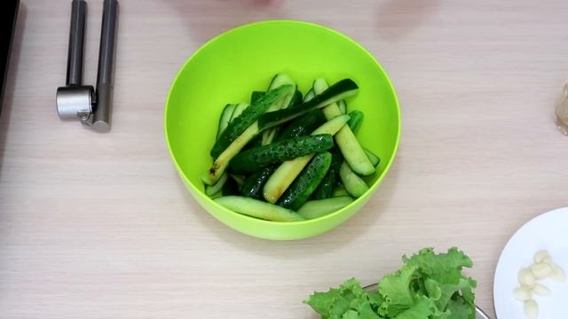 Закуска из огурцов Вкусные хрустящие огурчики за 30 минут