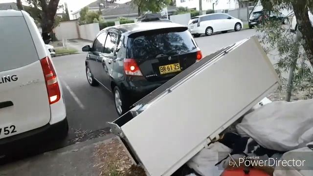 ВЫ НЕ ПОВЕРИТЕ ЧТО ВЫКИДЫВАЮТ В АВСТРАЛИИ НА СВАЛКУ ! ЭТО БАРАХОЛКА ! ШПЕРМЮЛЬ