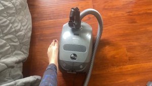 In Hand Review of Miele Classic C1 Pure Suction Vacuum