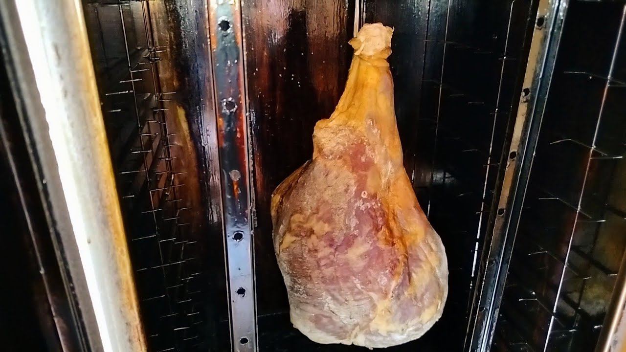 На бутерброды детям в школу, нарезаю слайсами ))