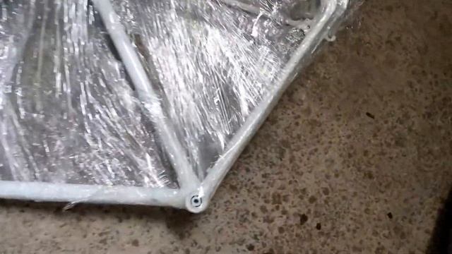 Покраска велосипедов в Твери / Порошковая покраска в белый цвет велосипеда ХВЗ смотреть онлайн