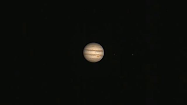 Jupiter's Great Red Spot and Io's shadow смотреть онлайн