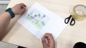 Как приклеить скотчем лист к стене?