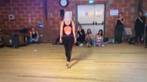 SARA LOPEZ KIZOMBA LADY STYLE 2018