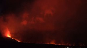 Извержение вулкана Кумбре-Вьеха на Канарских островах. Прямая трансляция