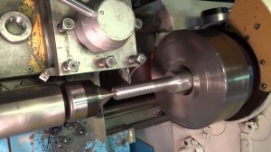 Нарезание резьбы резцом М30