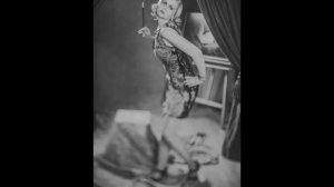 'НОЧЬЮ, НОЧЬЮ, В ЗНОЙНОЙ АРГЕНТИНЕ'   Поет Георгий Виноградов.