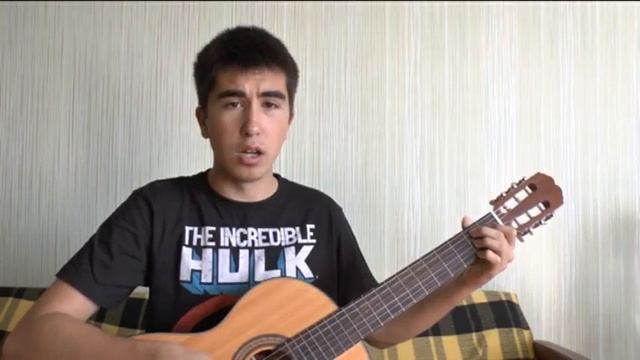 Кавер у зелёной стены №6  Листья жёлтые