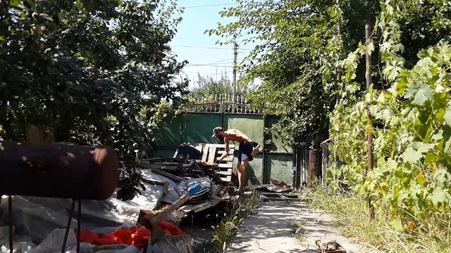 Выжить в селе - Заготовка дров на зиму. смотреть онлайн