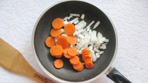 Куриный суп с сельдереем и рисом