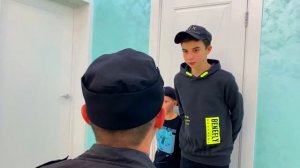 НЕСНОСНЫЕ БОГАЧИ 48 ЧАСОВ ПОД ДОМАШНИМ АРЕСТОМ / СКЕТЧ CRAZY Богдаш