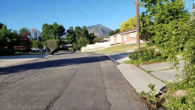 Америка. Юта. Прогулка по району Holladay.