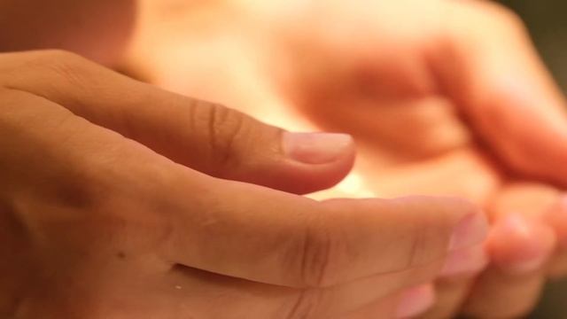 Маникюр-уход на косметике Comfort Zone Tranquillity смотреть онлайн