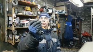 РЕМОНТИРУЕМ БМВ Е34 (малнькая поломка и замена лябда-зонда) - часть 22