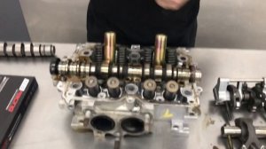 Subaru SOHC Cylinder Head Install