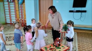 Открытый показ НОД по речевому развитию "Колобок на Новый лад" во 2-ой младшей группе