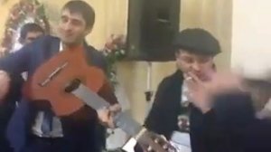парень после тюрьмы на свадьбе у бывший девушки.
