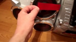 Как выпрямить вмятину металлической сетки на колонке