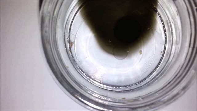 Водный дизайн ногтей // Голубой мраморный маникюр (бирюза)