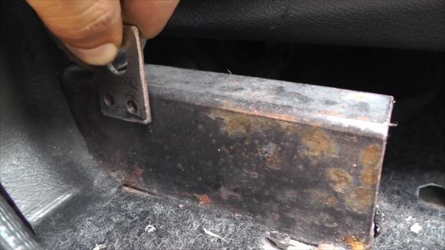 ГАЗ 3110. Белый Жемчуг. ч.6 Заднее Сиденье, Ремни Безопасности и Дверные Замки.