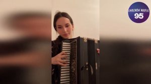 ЧЕЧЕНКА ПОЕТ ОЧЕНЬ КРАСИВО ТЕРКАЦА СУЬЙРЕ Ю ХАЗА ЕЪНА