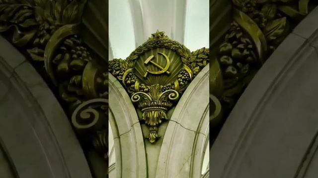 Самый длинный переход в метро: станция метро "Павелецкая" смотреть онлайн