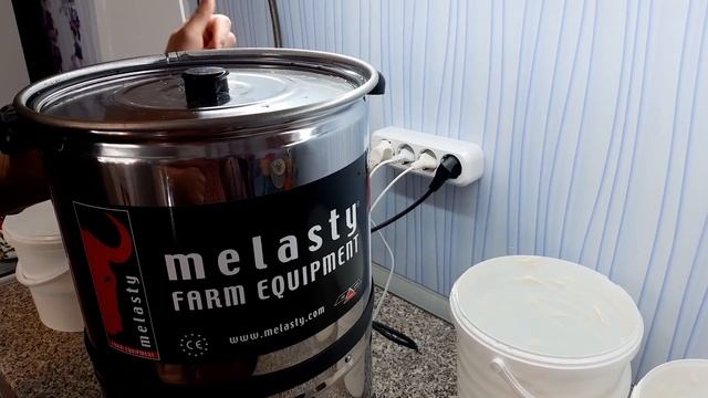 МАСЛО КАК В ДЕТСТВЕ! ЦЕЛЫЙ ТАЗ МАСЛА! ВСЁ БЫСТРО И УДОБНО, А ГЛАВНОЕ НАТУРАЛЬНО ! смотреть онлайн