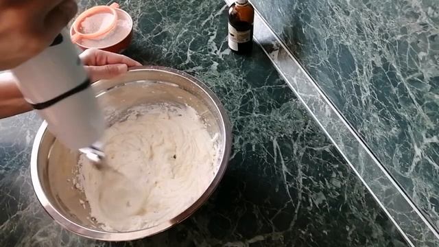 Сметанный крем для торта. Крем из магазинной сметаны☝️.