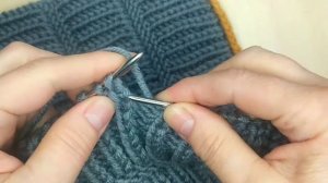 Что получается, когда нужно связать быстро. Мужской шарф- снуд.