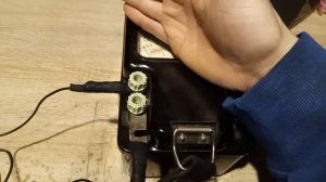 Мегаомметр М1101 на 1 кВ. Обзор.