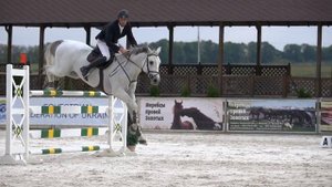 Падали, но поднимались.