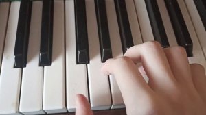 Разбор песни(юность)на пианино